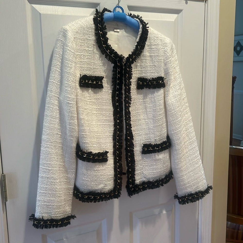 Boston Proper NWOT Chanel-like white jacket